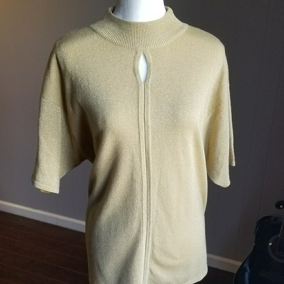 Gold short sleeved keyhole sweater - Picture 1 of 7